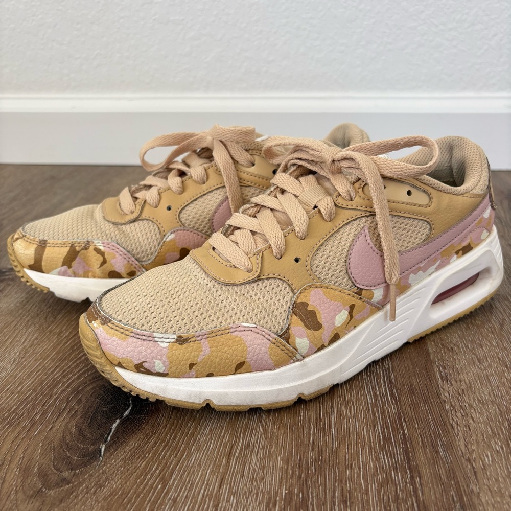 Nike Air Max SC  in Beige/Pink/Brown Camo Size: W 7.5
